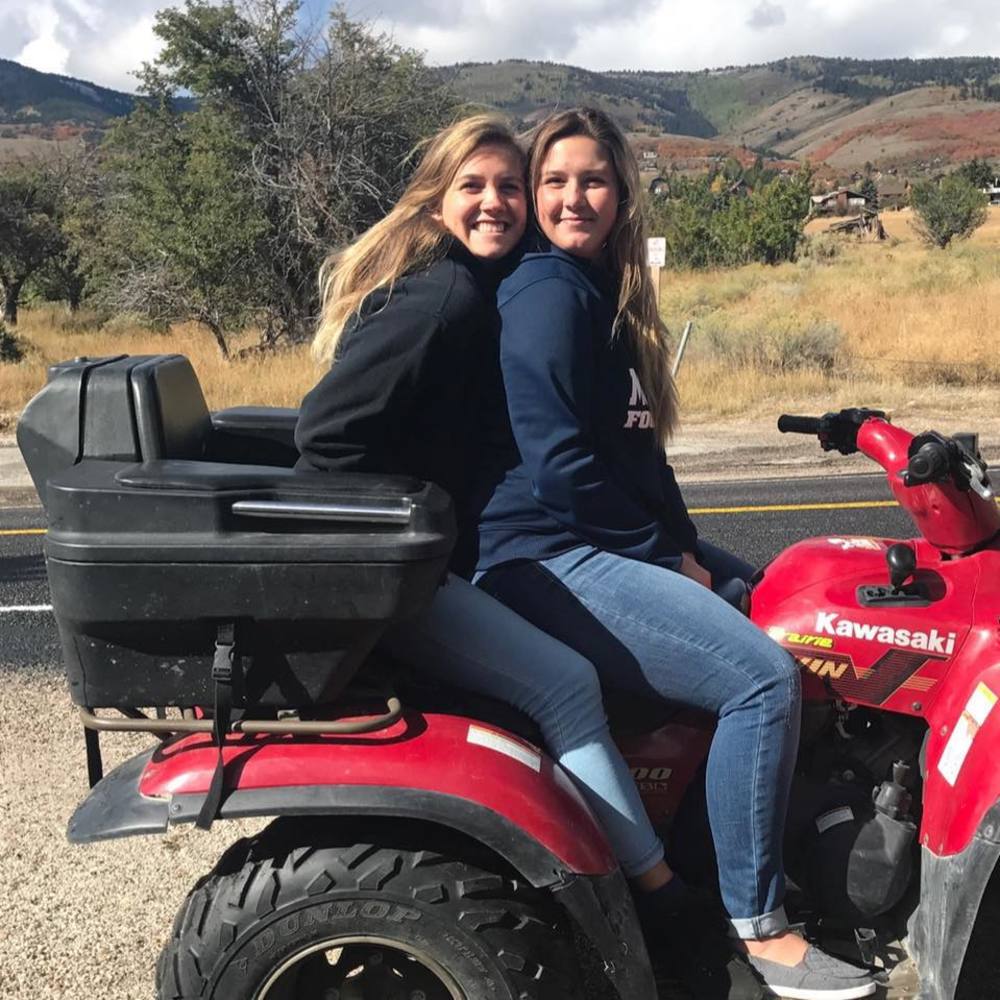 Meet your Posher, Ali